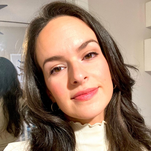 Meet your Posher, Audrey - Picture 2 of 2